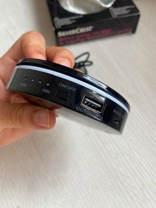 bateria externa con espejo de maquillaje