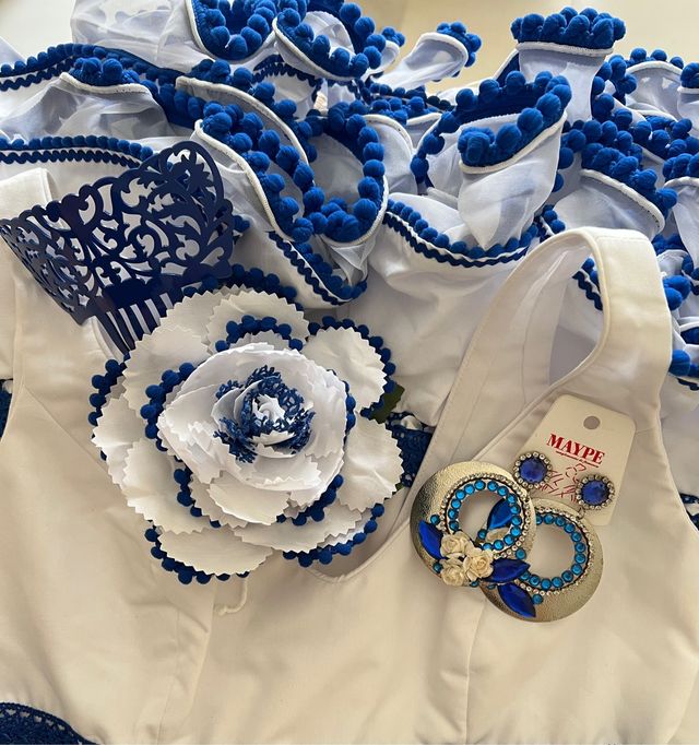 vestidos de gitana con accesorios