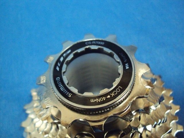 NUEVO Cassette SHIMANO CS-R7000 11V 12-25 Gris