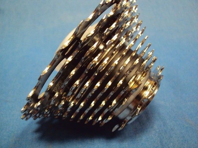 NUEVO Cassette SHIMANO CS-R7000 11V 12-25 Gris