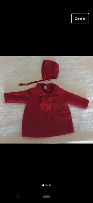 Abrigo bebé niña con capota.