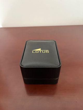 Reloj Lotus