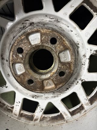 2 llantas 14" golf mki cabrio snowflakes