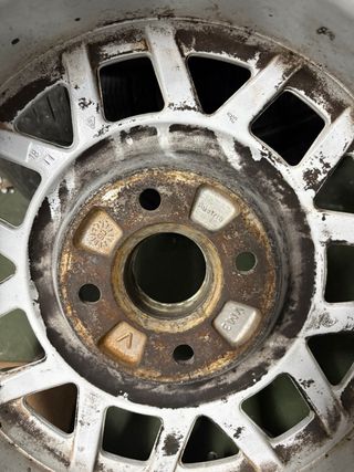 2 llantas 14" golf mki cabrio snowflakes