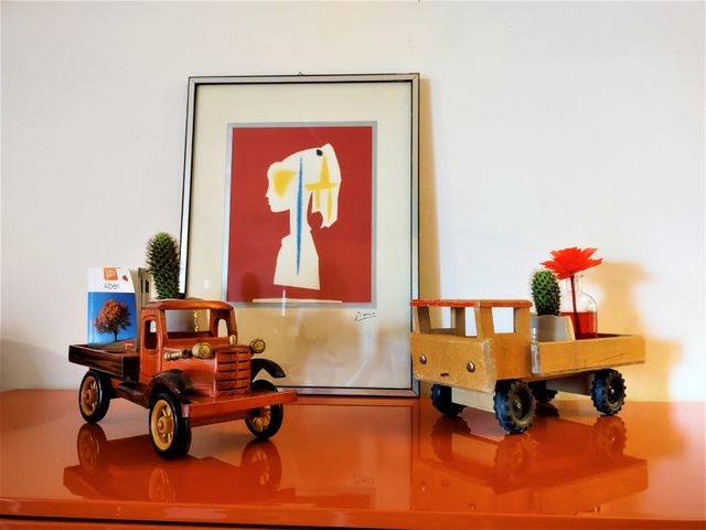 Camion in legno(camion jouet,camión de juguete)