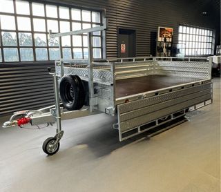 remolque dos ejes+Ruedas por abajo