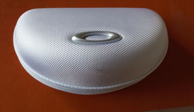 Gafas Oakley endure nuevas!