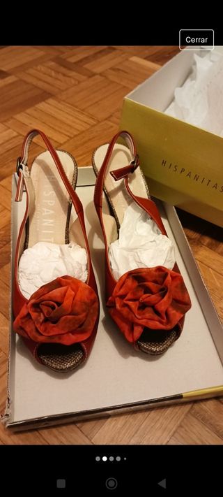 Zapatos tacón rojos