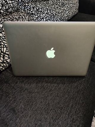 Ordenador portátil MACBOOK PRO