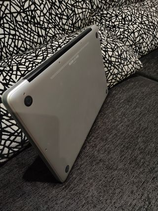 Ordenador portátil MACBOOK PRO