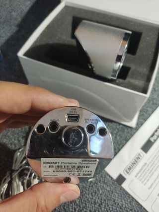 Altavoces con alimentación USB