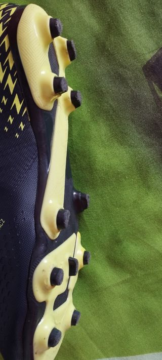 Botas de fútbol de tacos Puma Future Z