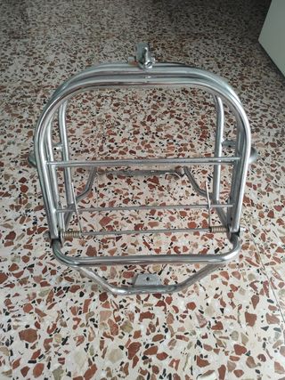 Portaequipajes Vespa años 60