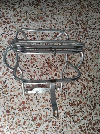 Portaequipajes Vespa años 60