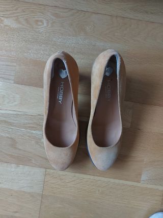 Zapatos tacon marca Hobby colos mostaza