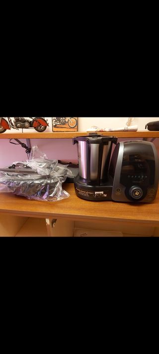 Robot de cocina Cecotec Mambo 8590