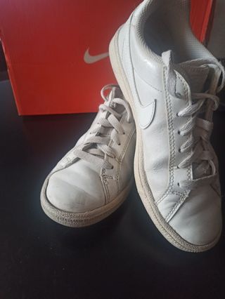 Zapatillas Nike blancas Talla 37.5