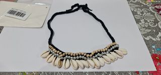 Collar con destino a la playa