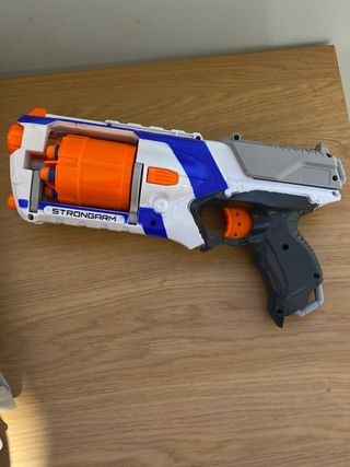 Pistola Nerf Strongarm