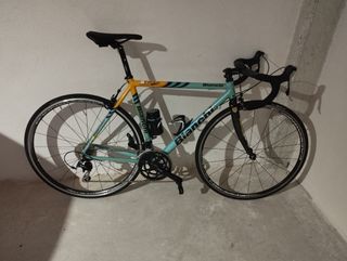 Bicicleta de carretera Bianchi Reparto