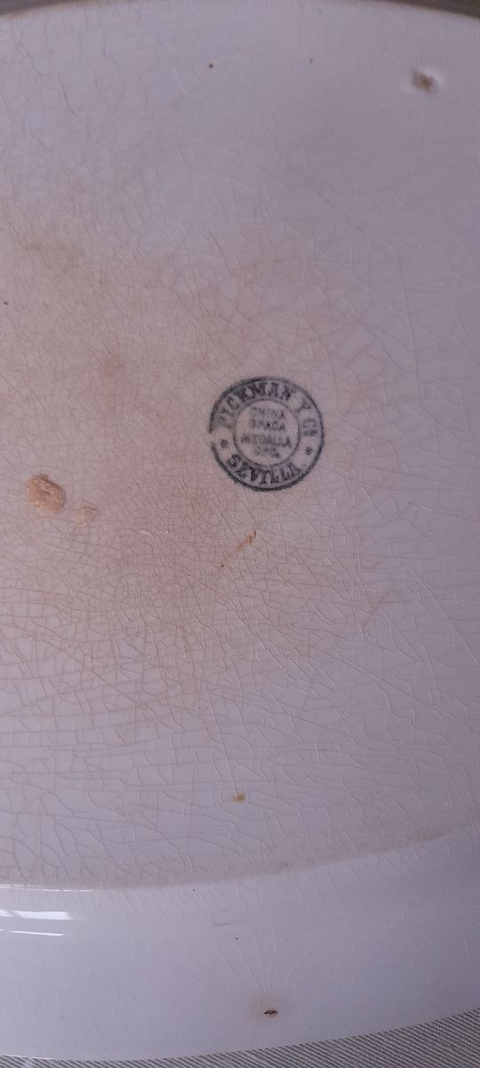 FUENTE MUY ANTIGUA PICKMAN