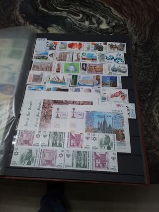 Sellos varios años no están completos