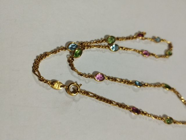 Collana placcata in oro con strass 