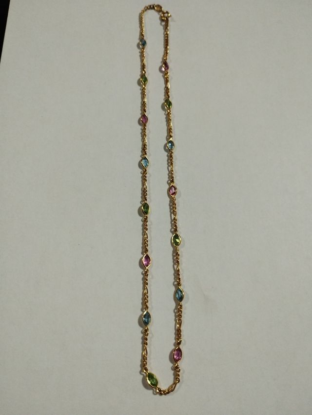 Collana placcata in oro con strass 