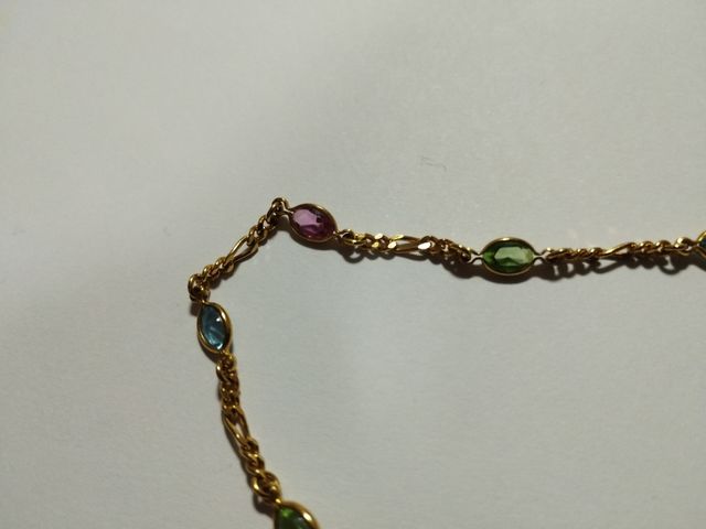 Collana placcata in oro con strass 