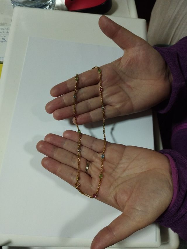 Collana placcata in oro con strass 