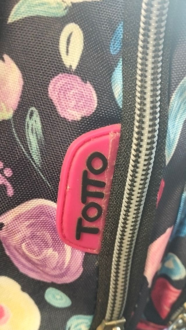 Mochila Totto con ruedas