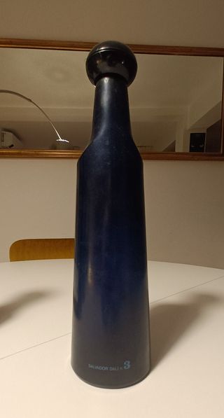 Bottiglie Salavdor Dali per Rosso antico