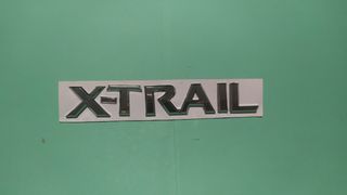 Logo anagrama emblema NISSAN X-TRAIL