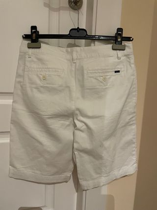 Pantalon corto