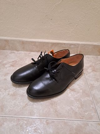 Mocasines negros de hombre nuevos