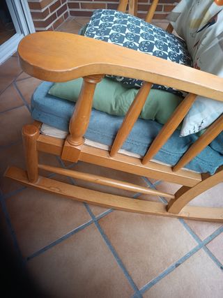 Mecedora antigua