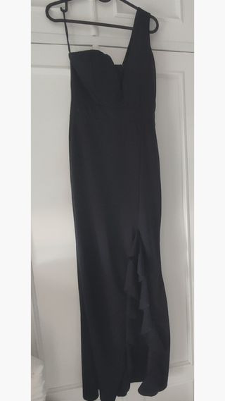 Vestido de invitada asimetrico 