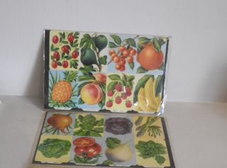 2 LÁMINAS DE CROMOS TROQUELADOS