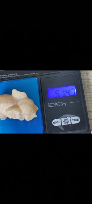 Elefante de jade amarillo