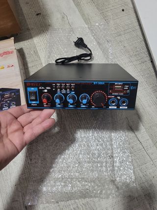 KARAOKE REVERBERACIÓN POWER AMPLIFIER