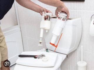 Manitas. Necessites un arreglo a casa?