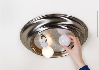 Manitas. Necessites un arreglo a casa?