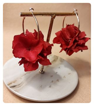 Pendientes aro con flor