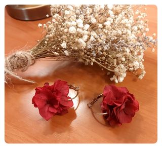 Pendientes aro con flor