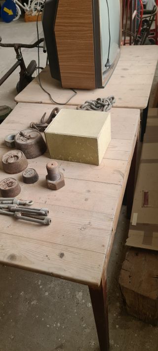 Mesas de madera antigüas