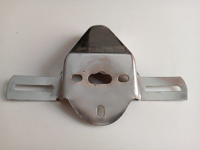 Portamatricula cromado Ducati / Derbi