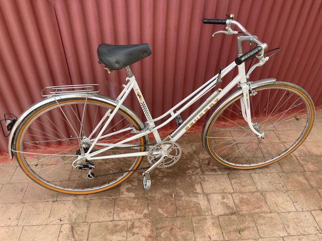 Peugeot vintage bicycle clasica