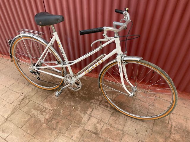 Peugeot vintage bicycle clasica
