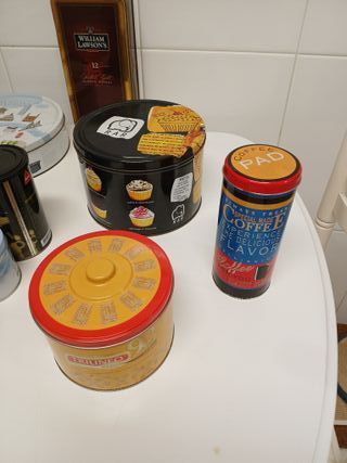 Coleção 19 Caixas de Metal Antigas