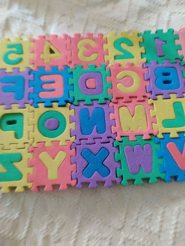 Abecedario y numeros gom seva puzle